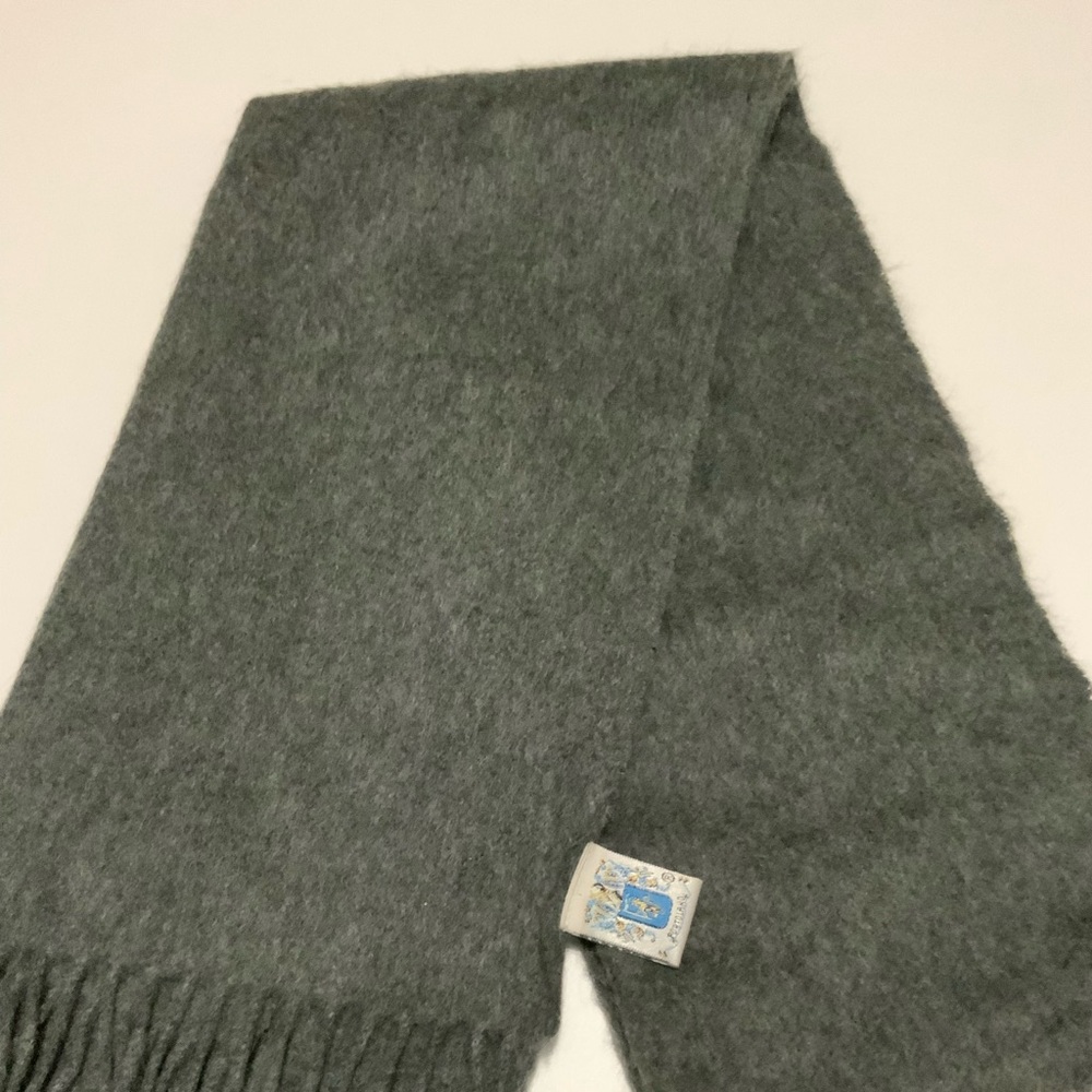 Portolano 100% Cashmere Scarf in Gray